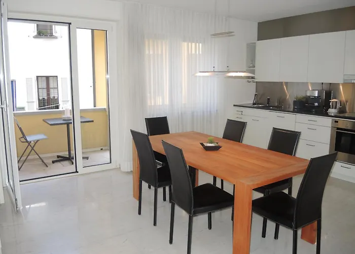 Alice By Fewotessin Daire Locarno