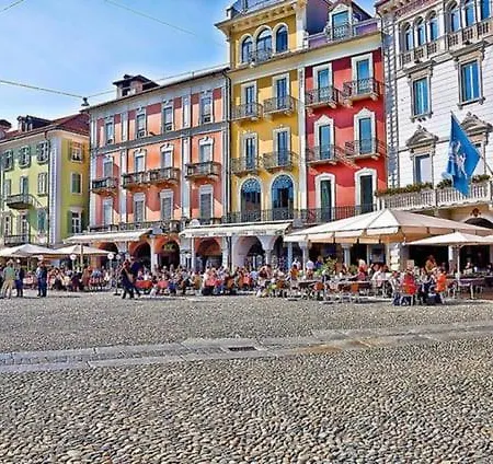 Alice By Fewotessin Apartment