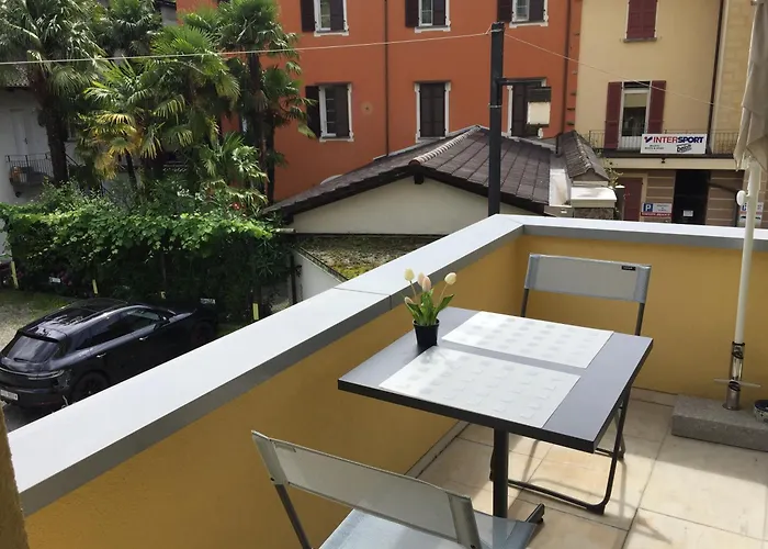 Alice By Fewotessin Apartamento Locarno